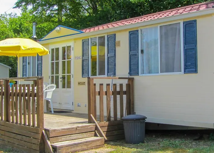 Parc De La Draille مكان تخييم *