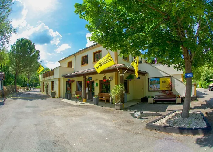 مكان تخييم Parc De La Draille سويلاك