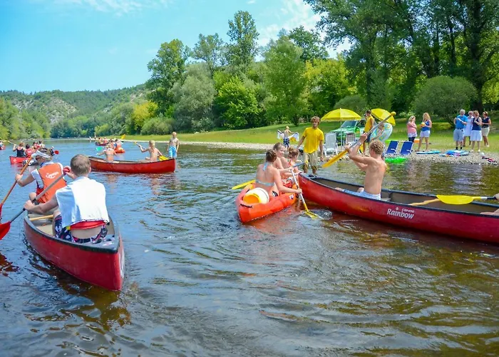 Parc De La Draille مكان تخييم *