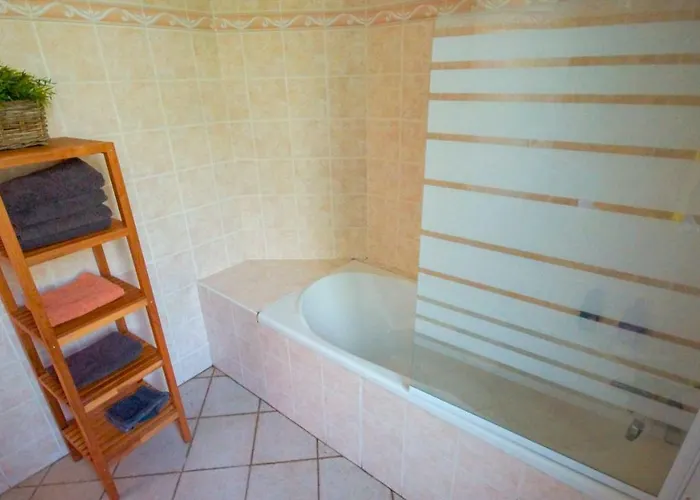 Parc De La Draille مكان تخييم